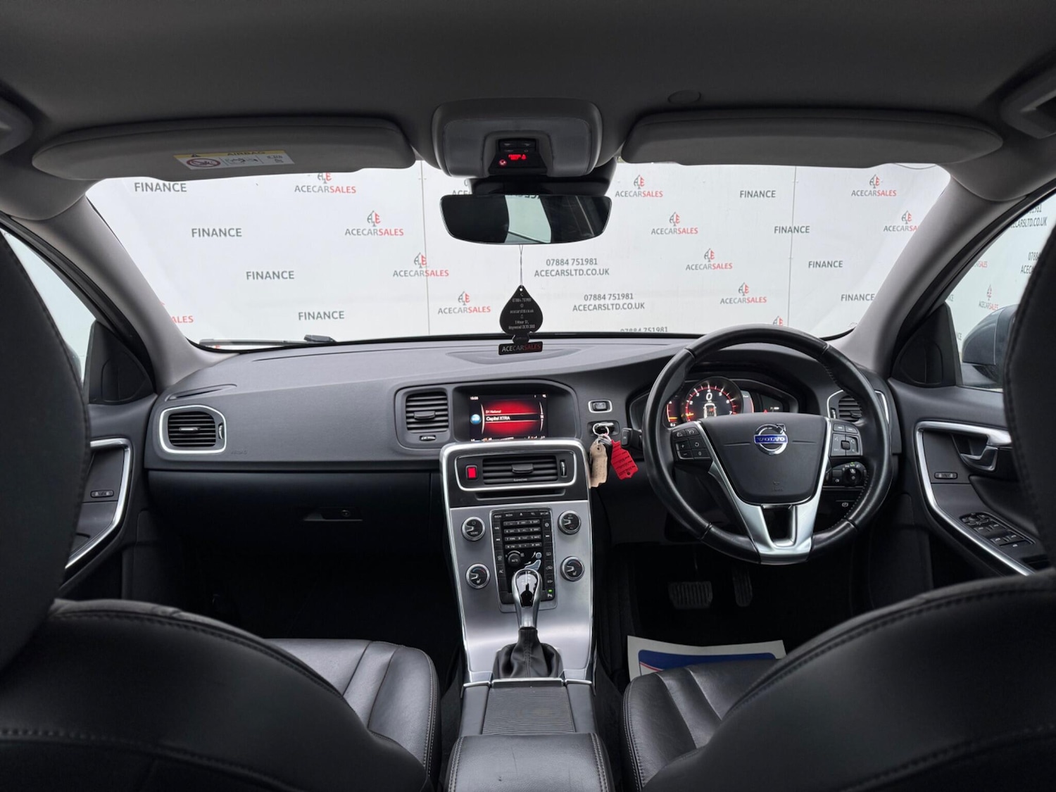 Used Volvo V60 2017 for sale - 77330739: Photo 21