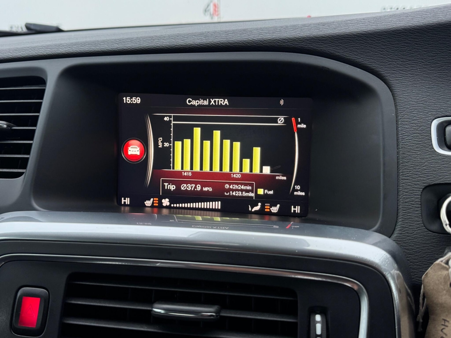 Used Volvo V60 2017 for sale - 77330739: Photo 44