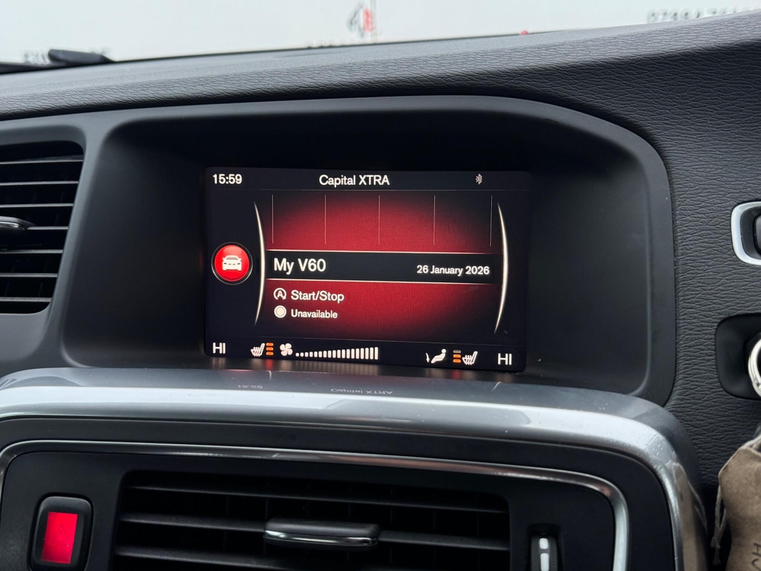 Used Volvo V60 2017 for sale - 77330739: Photo 46