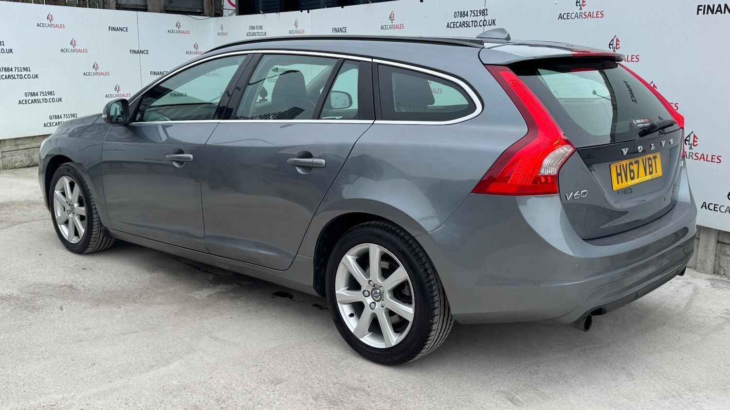 Used Volvo V60 2017 for sale - 77330739: Photo 6