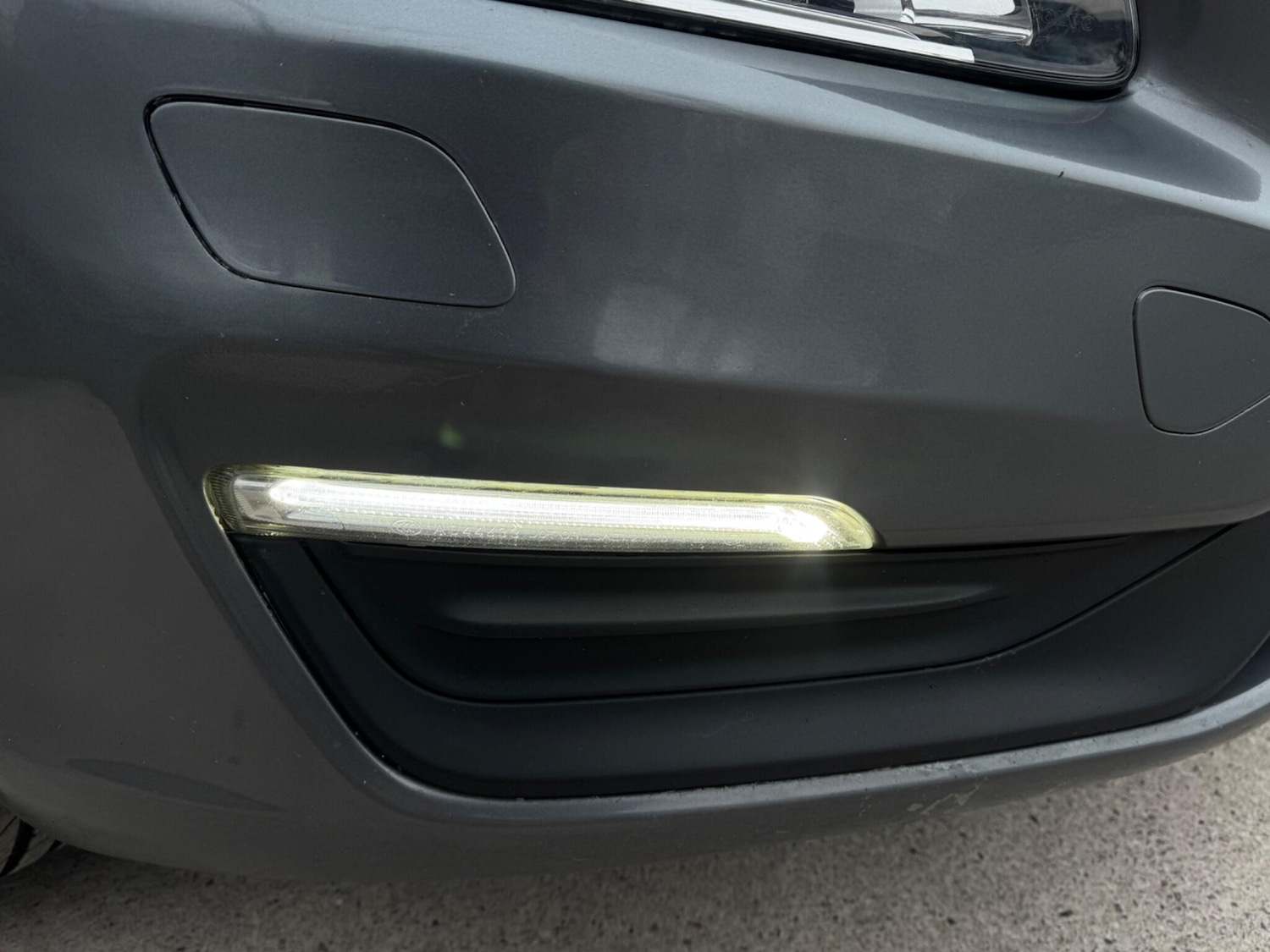 Used Volvo V60 2017 for sale - 77330739: Photo 63