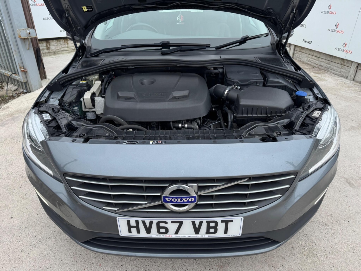 Used Volvo V60 2017 for sale - 77330739: Photo 68