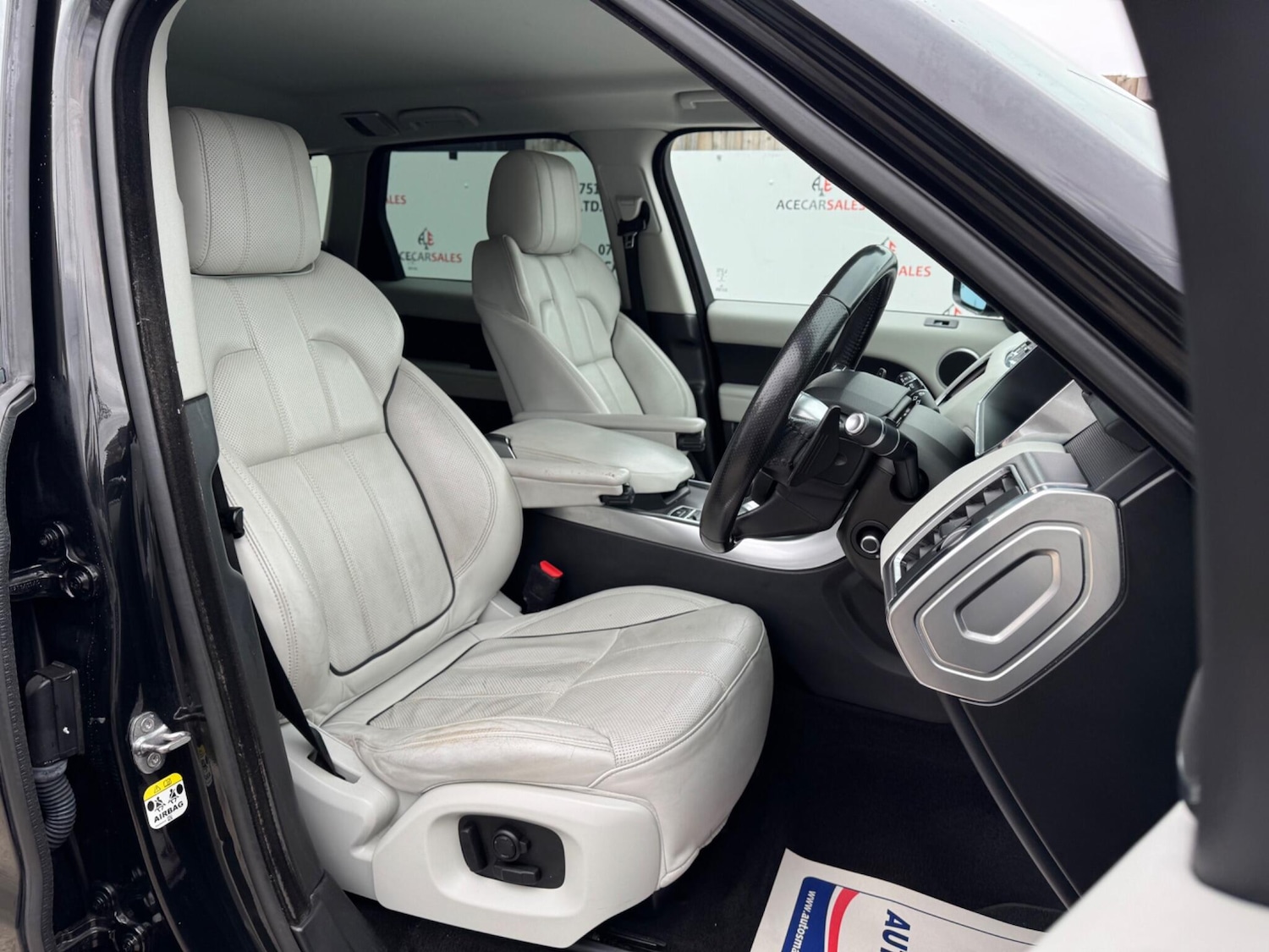 Used Land Rover Range Rover Sport 2015 for sale - 76432500: Photo 12