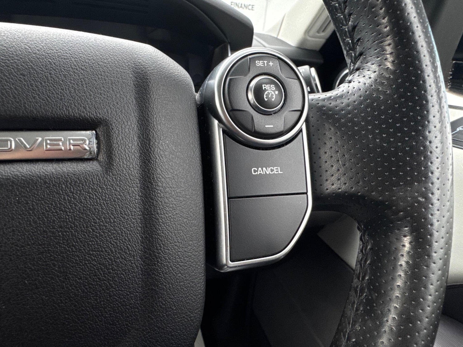 Used Land Rover Range Rover Sport 2015 for sale - 76432500: Photo 33