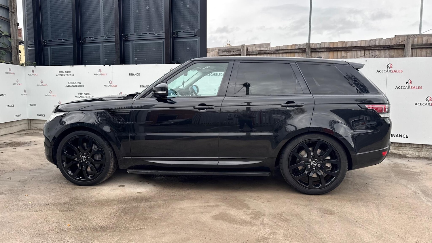 Used Land Rover Range Rover Sport 2015 for sale - 76432500: Photo 5
