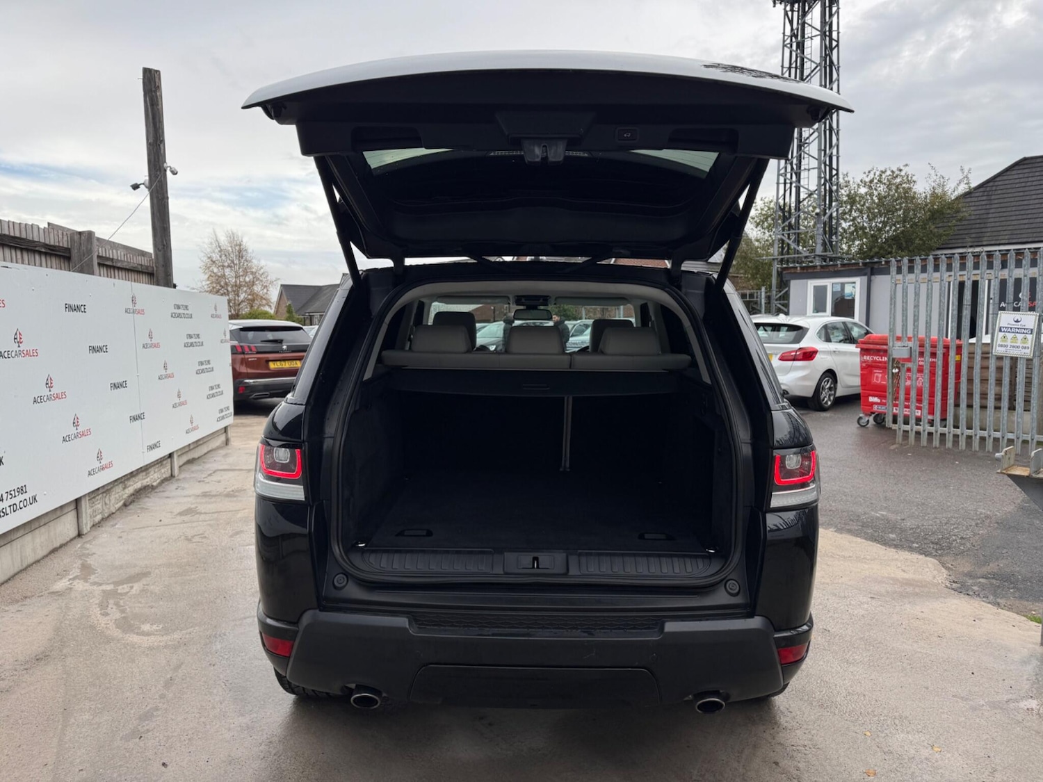 Used Land Rover Range Rover Sport 2015 for sale - 76432500: Photo 76