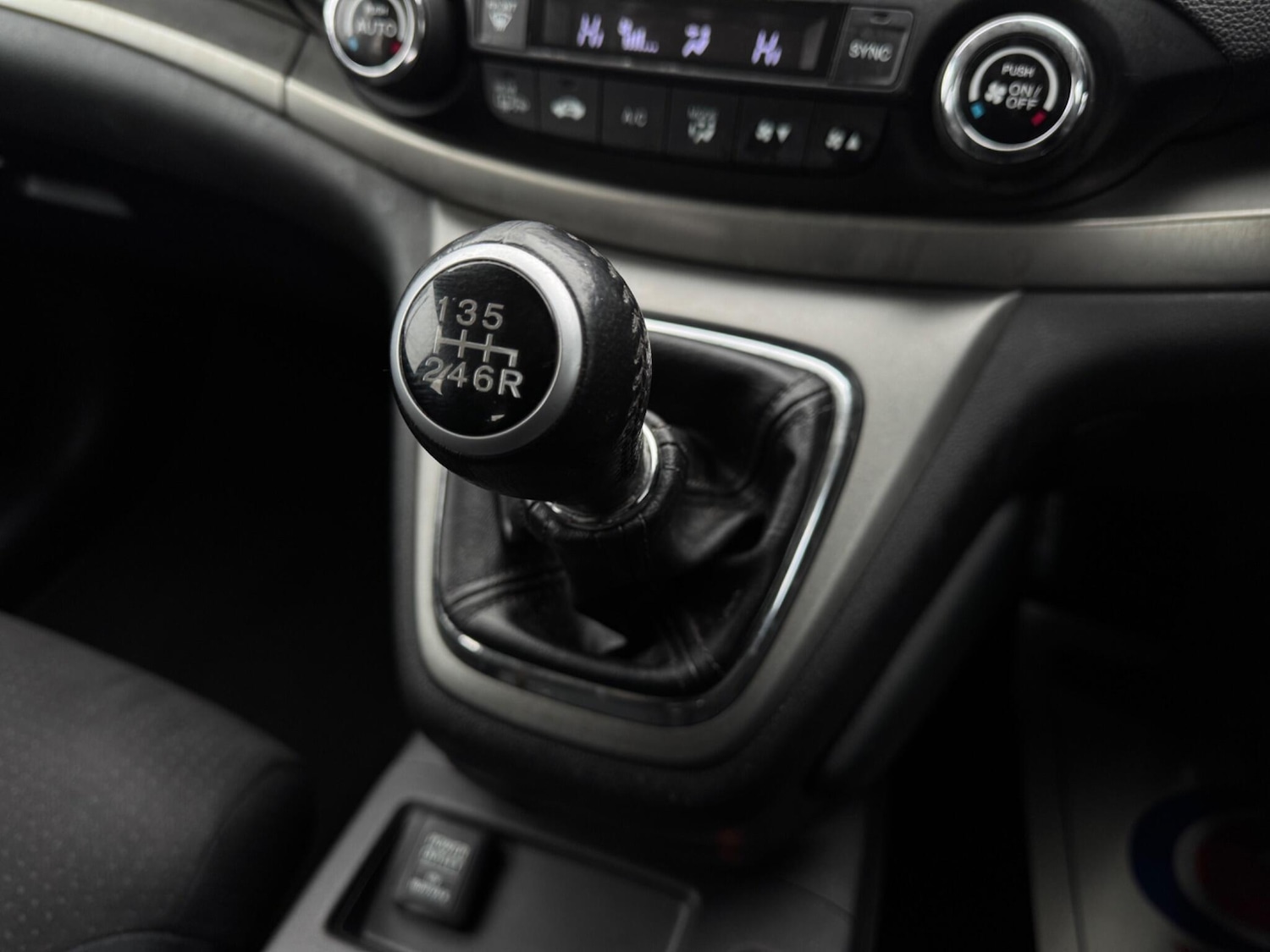 Used Honda CR-V 2014 for sale - 76584262: Photo 25