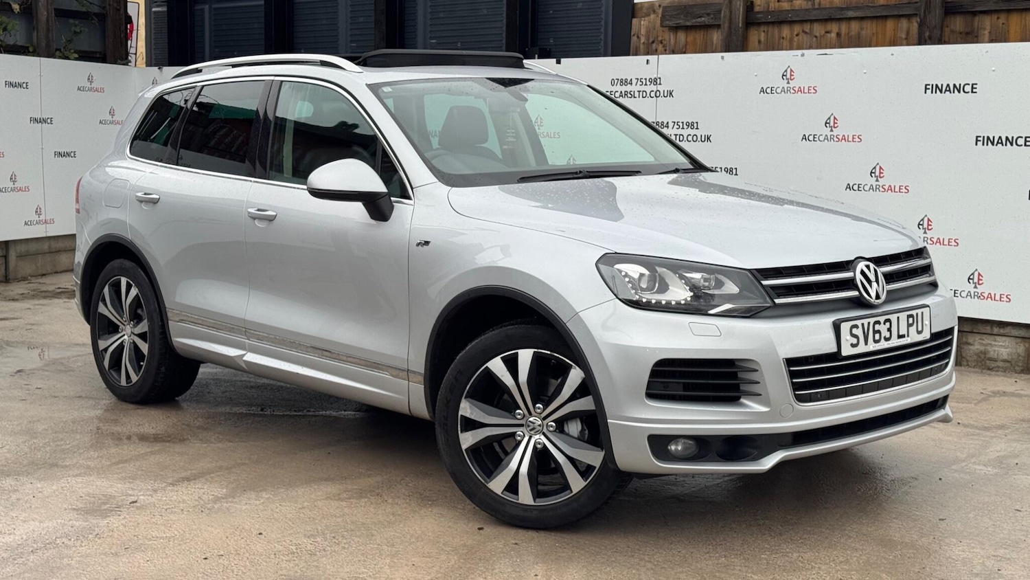 Used Volkswagen Touareg 2013 for sale - 76549922: Photo 1