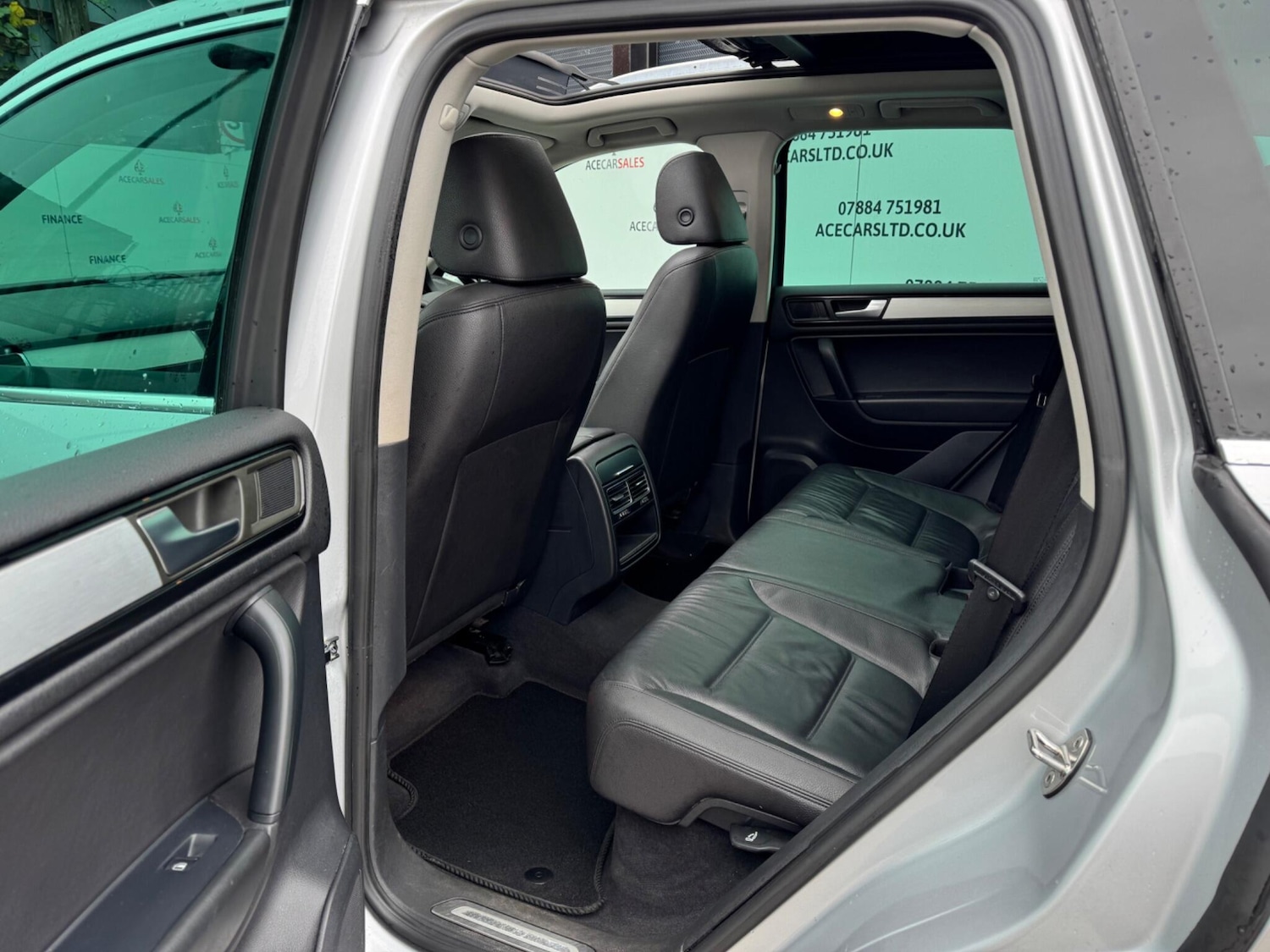 Used Volkswagen Touareg 2013 for sale - 76549922: Photo 15