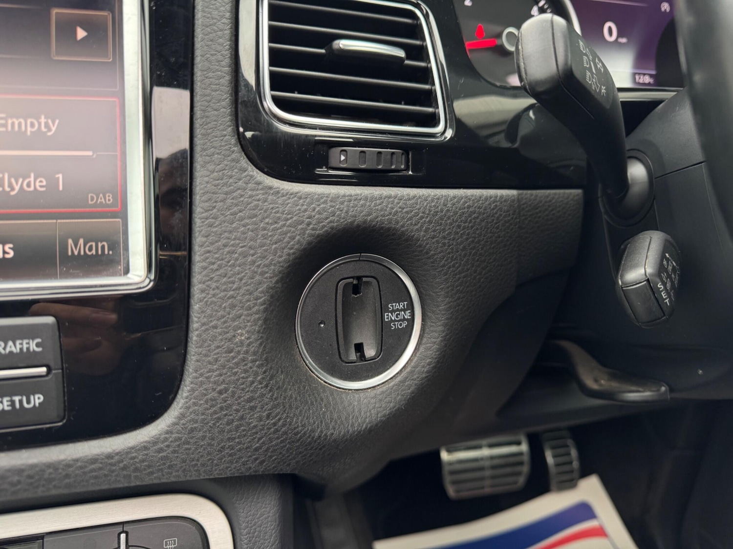 Used Volkswagen Touareg 2013 for sale - 76549922: Photo 25