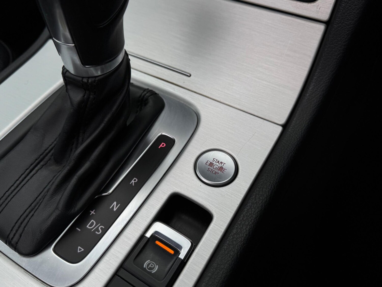 Used Volkswagen Touareg 2013 for sale - 76549922: Photo 28