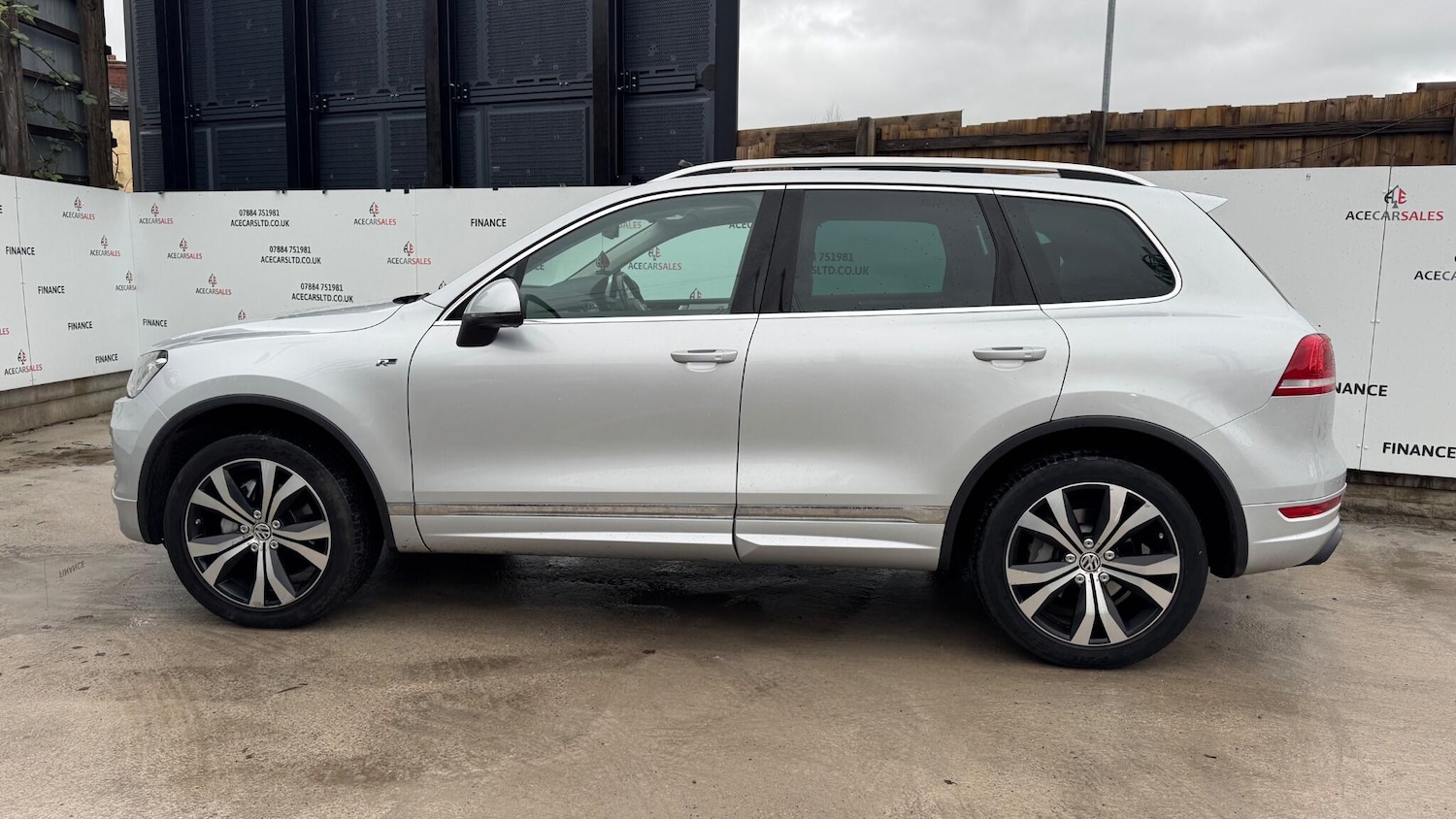 Used Volkswagen Touareg 2013 for sale - 76549922: Photo 5