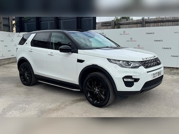 Used Land Rover Discovery Sport 2017 for sale - 79374671: Photo