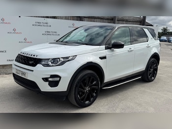 Used Land Rover Discovery Sport 2017 for sale - 79374671: Photo