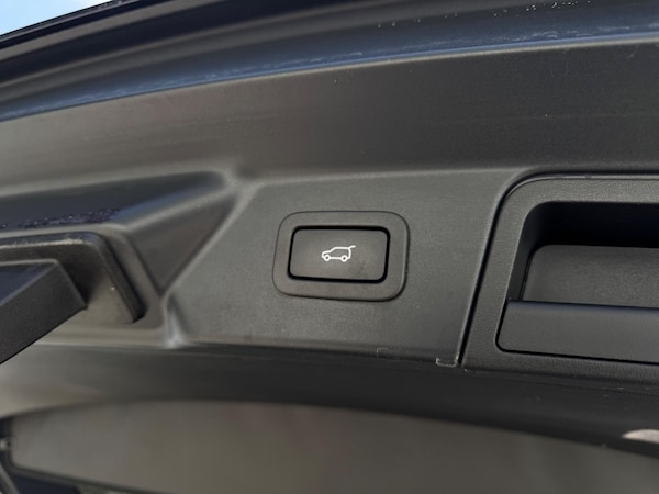 Used Land Rover Range Rover Velar 2021 for sale - 75186632: Photo 76