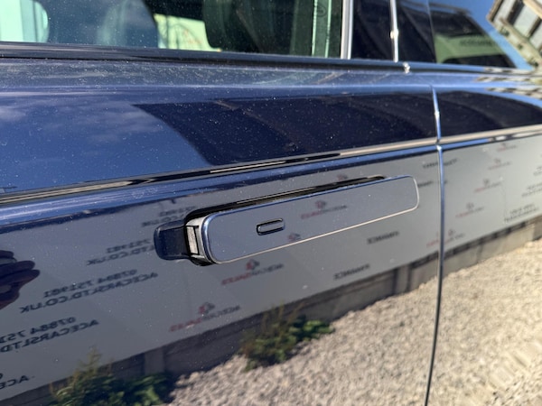 Used Land Rover Range Rover Velar 2021 for sale - 75186632: Photo 86