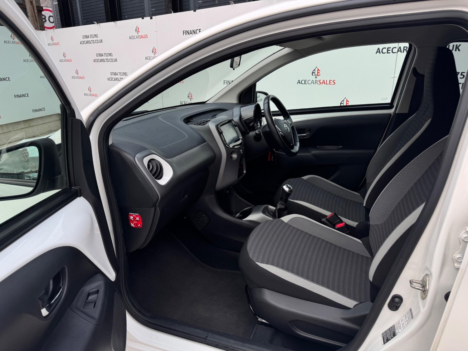 Used Toyota AYGO 2019 for sale - 77074843: Photo 17