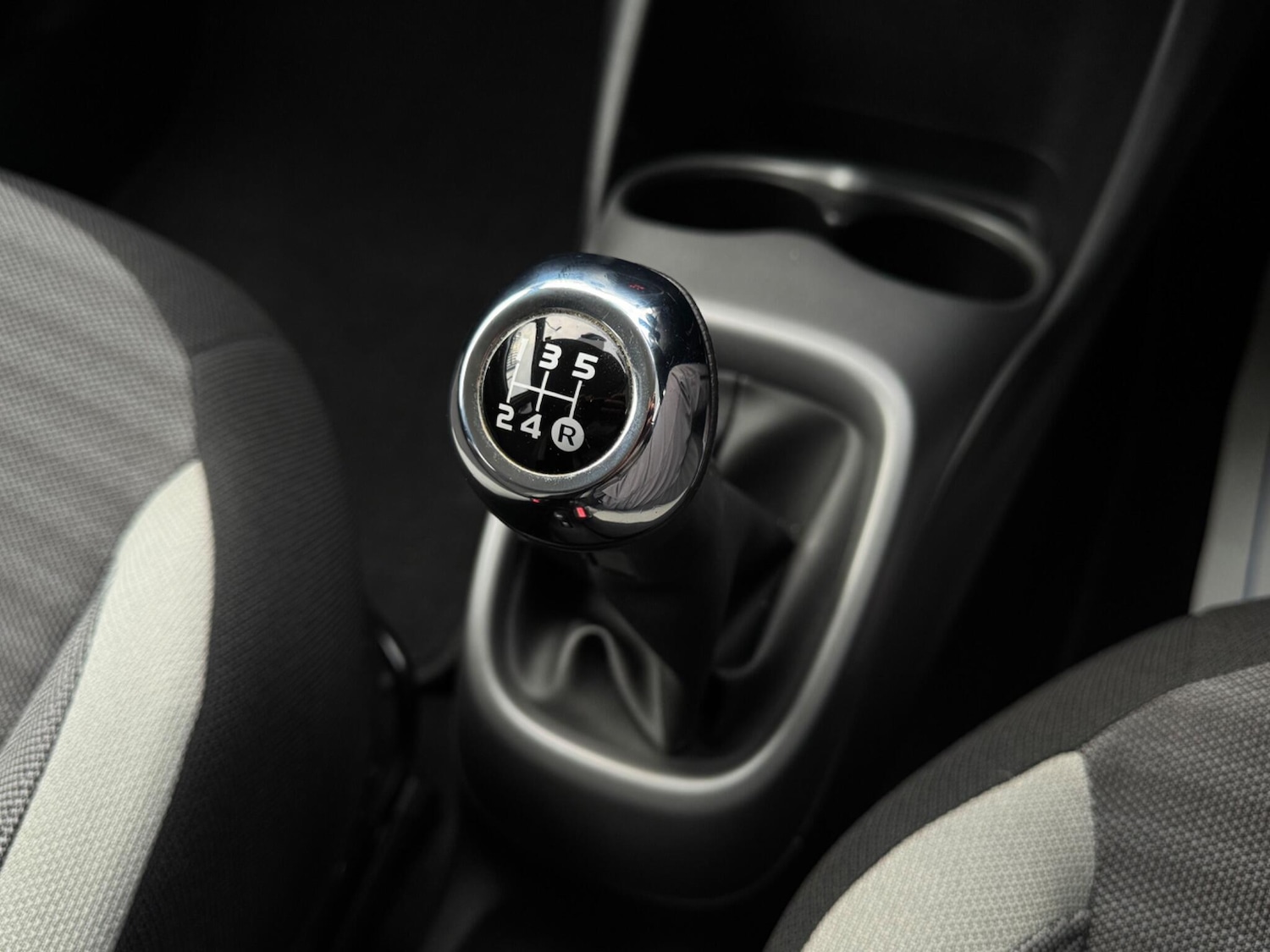 Used Toyota AYGO 2019 for sale - 77074843: Photo 25