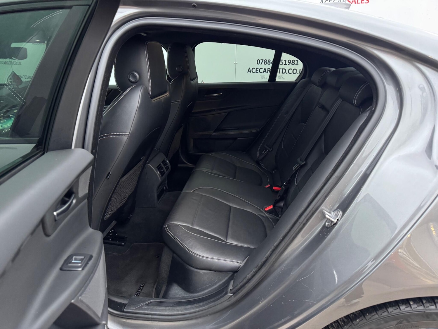 Used Jaguar XE 2018 for sale - 76549677: Photo 16