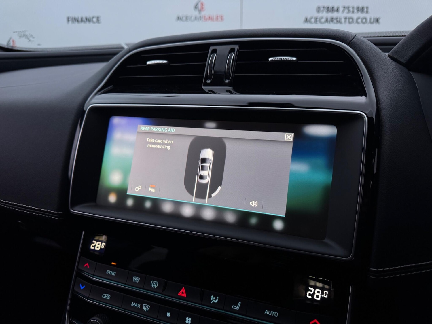 Used Jaguar XE 2018 for sale - 76549677: Photo 40