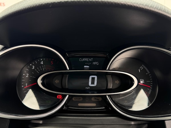 Used Renault Clio 2018 for sale - 75153642: Photo 46