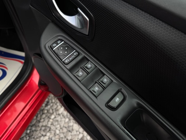 Used Renault Clio 2018 for sale - 75153642: Photo 51