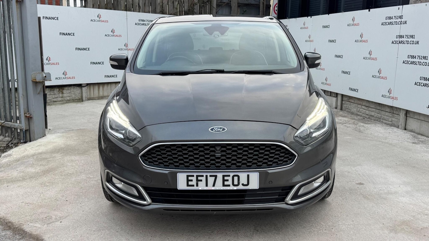 Used Ford S-Max 2017 for sale - 77376227: Photo 3