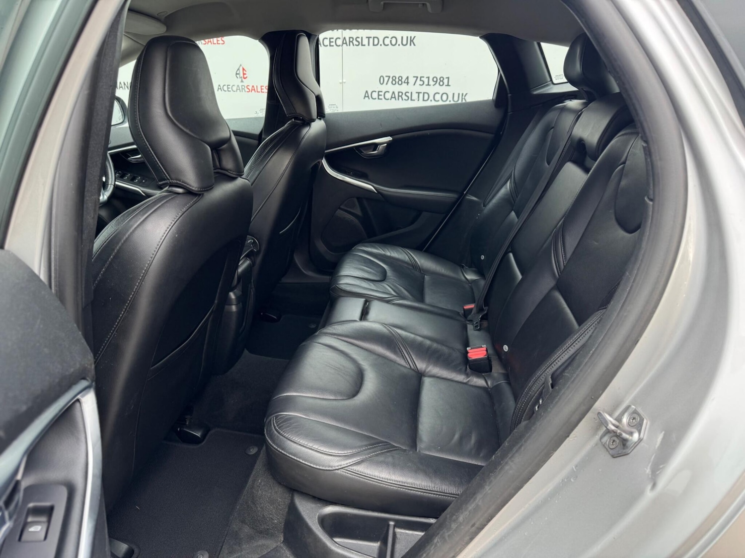 Used Volvo V40 2016 for sale - 76485260: Photo 16