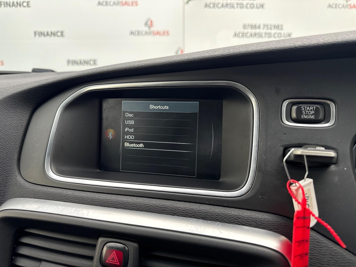 Used Volvo V40 2016 for sale - 76485260: Photo 42