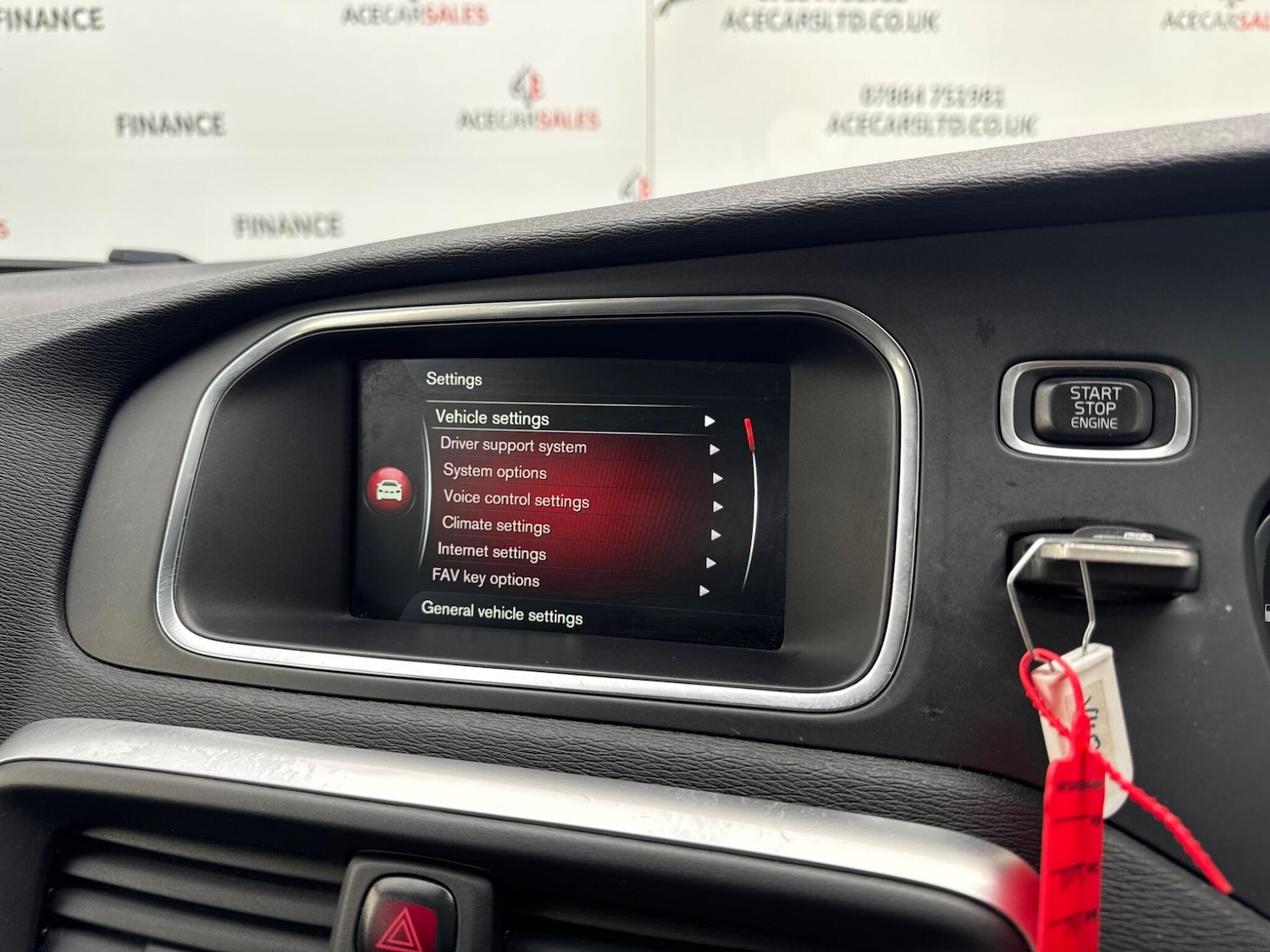 Used Volvo V40 2016 for sale - 76485260: Photo 45