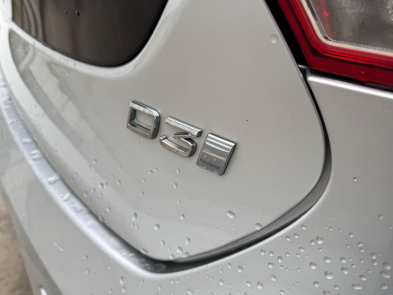 Used Volvo V40 2016 for sale - 76485260: Photo 58