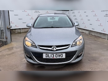 Used Vauxhall Astra 2013 for sale - 77559208: Photo