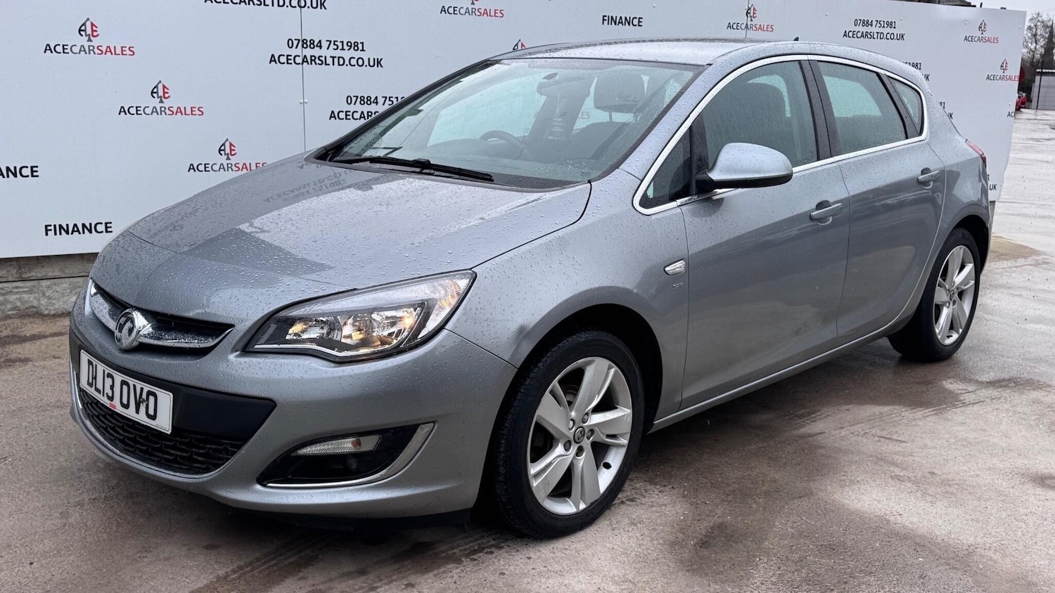 Used Vauxhall Astra 2013 for sale - 77559208: Photo 4