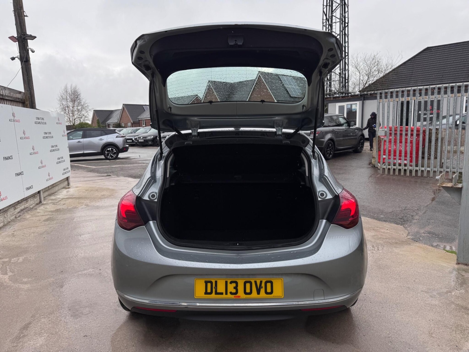 Used Vauxhall Astra 2013 for sale - 77559208: Photo 49