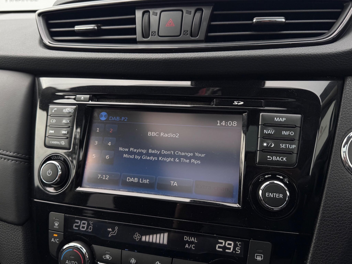 Used Nissan X-Trail for sale - 77696275: Photo 42