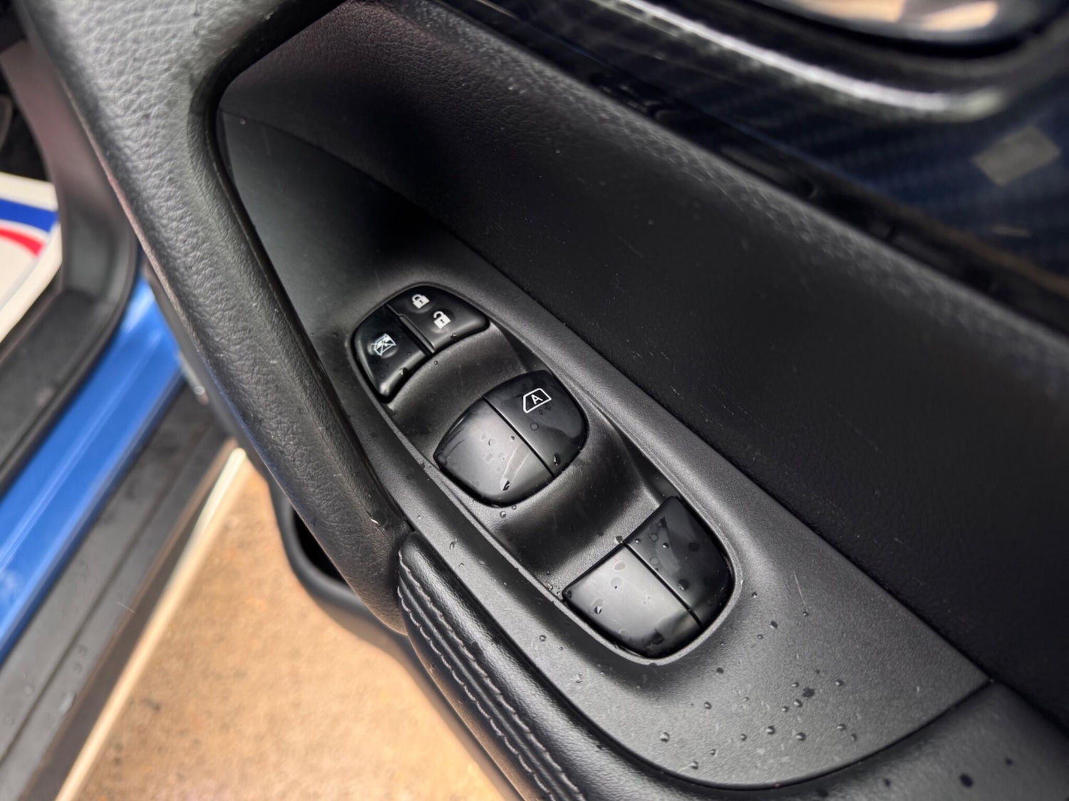 Used Nissan X-Trail for sale - 77696275: Photo 64