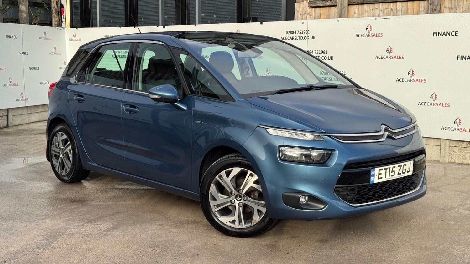 Used Citroen C4 Picasso 2015 for sale - 76801791: Photo 1