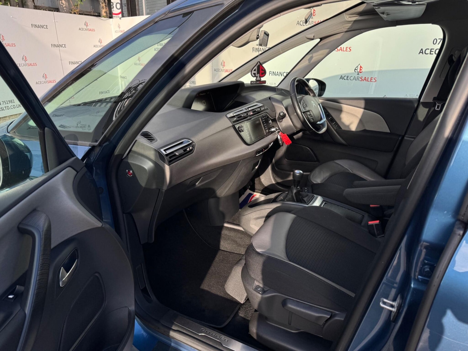 Used Citroen C4 Picasso 2015 for sale - 76801791: Photo 17