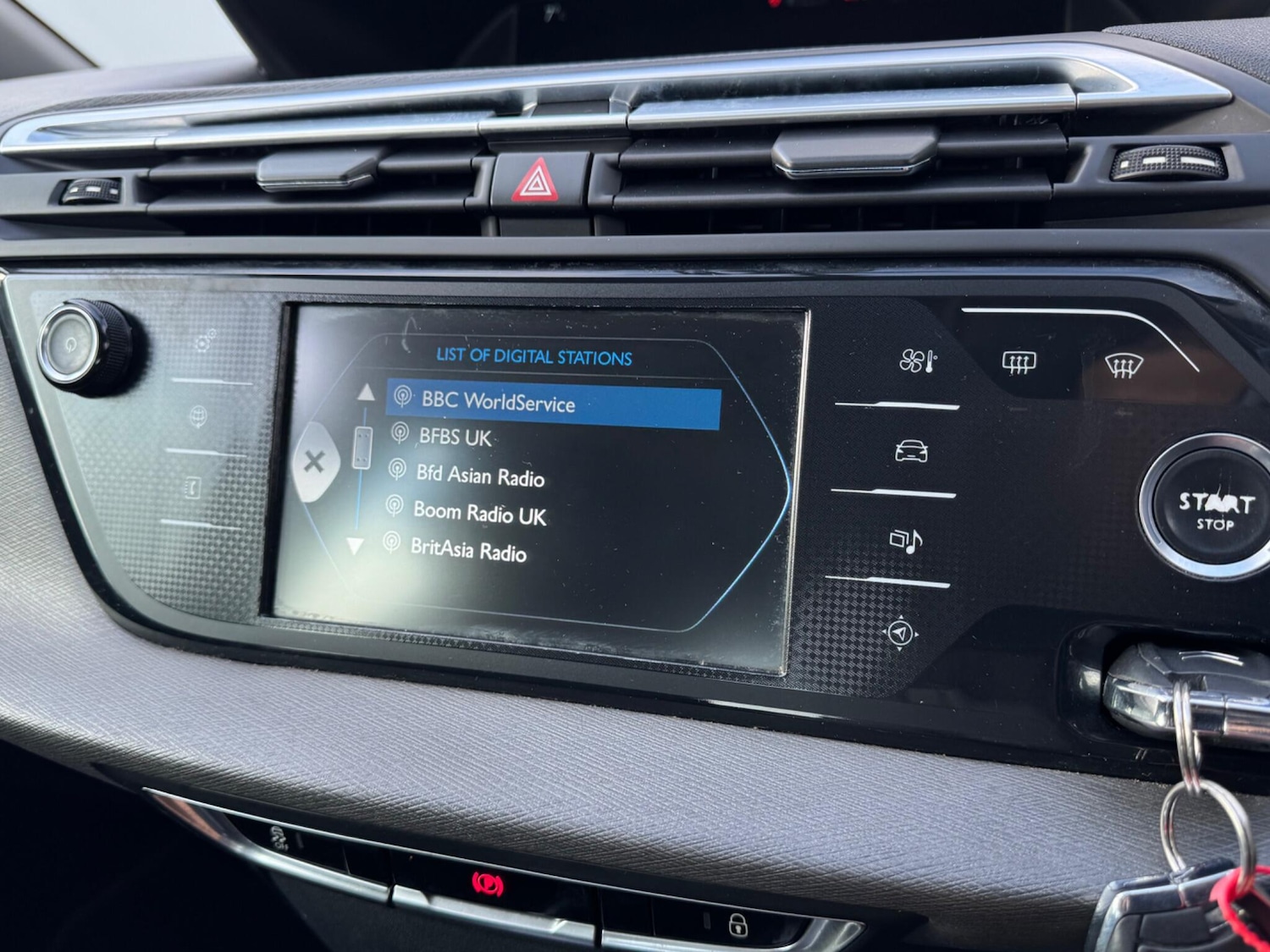 Used Citroen C4 Picasso 2015 for sale - 76801791: Photo 51