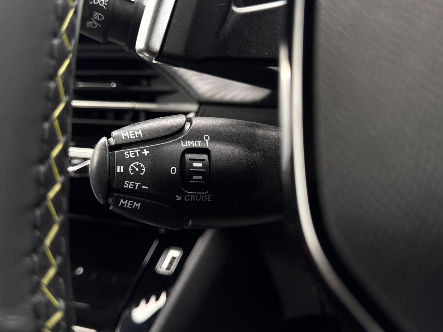 Used Peugeot 2008 2022 for sale - 77559158: Photo 27