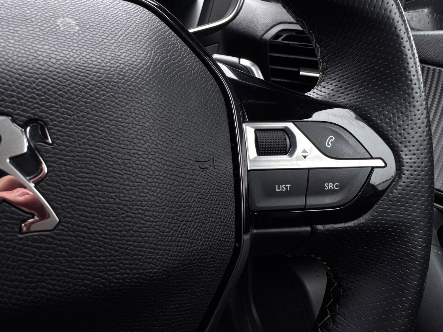 Used Peugeot 2008 2022 for sale - 77559158: Photo 31