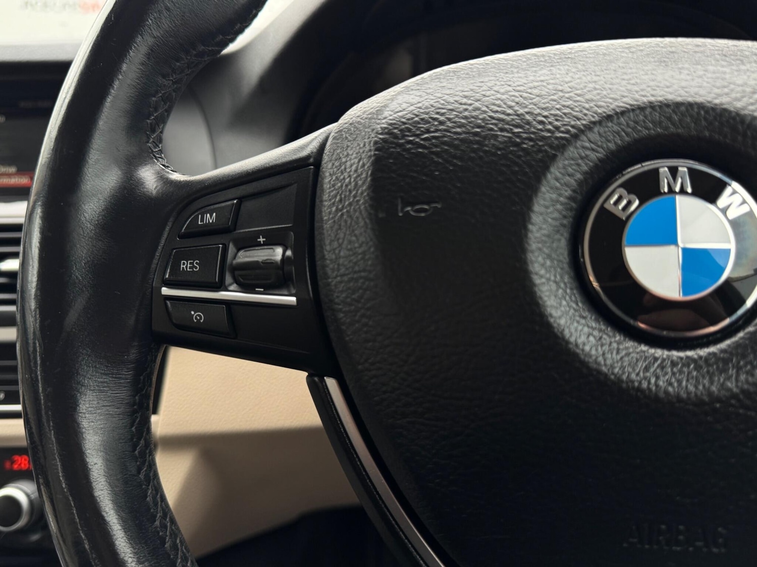 Used BMW 5 Series 2016 for sale - 77853884: Photo 32