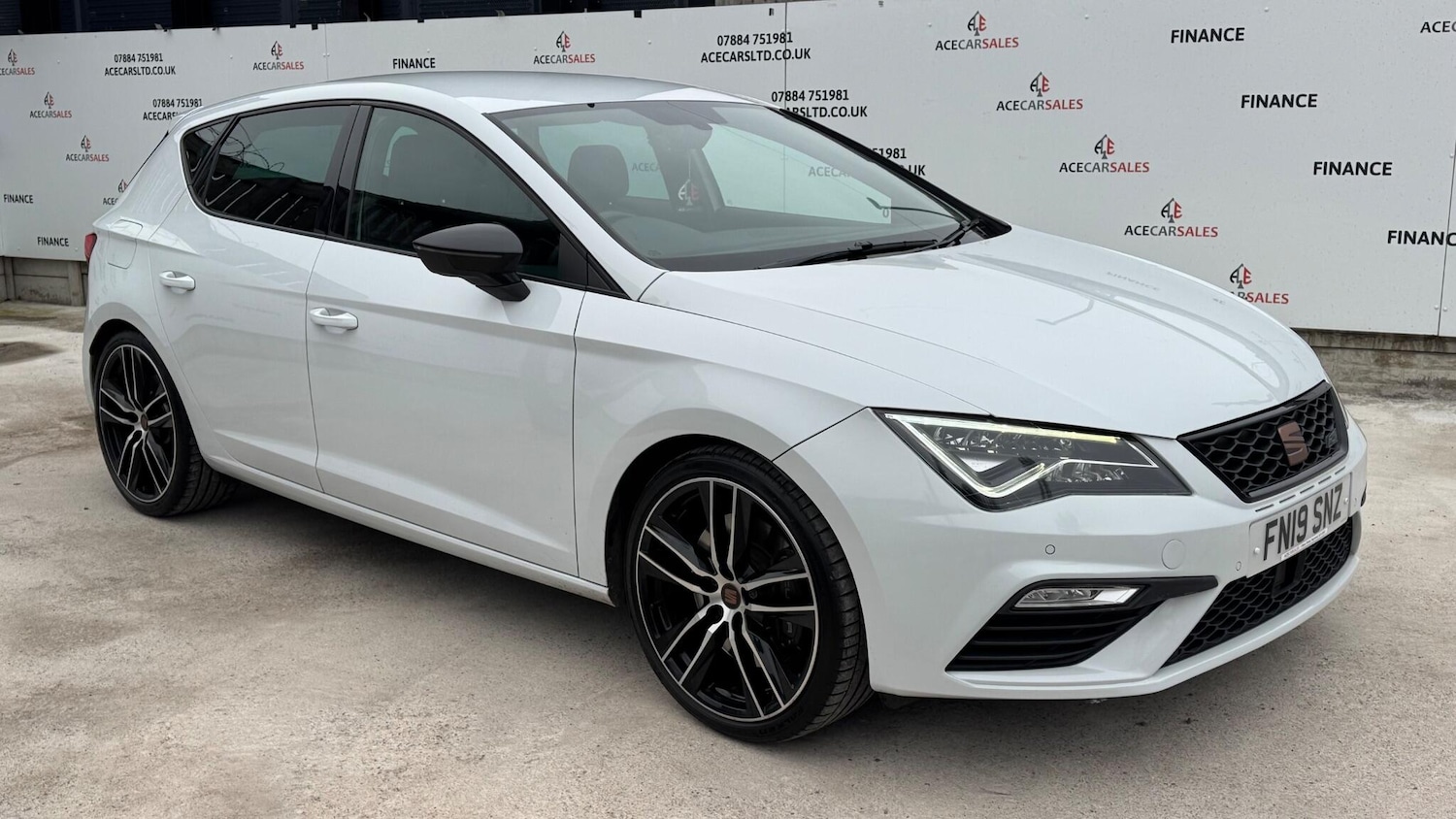 Used SEAT Leon 2019 for sale - 77331548: Photo 2
