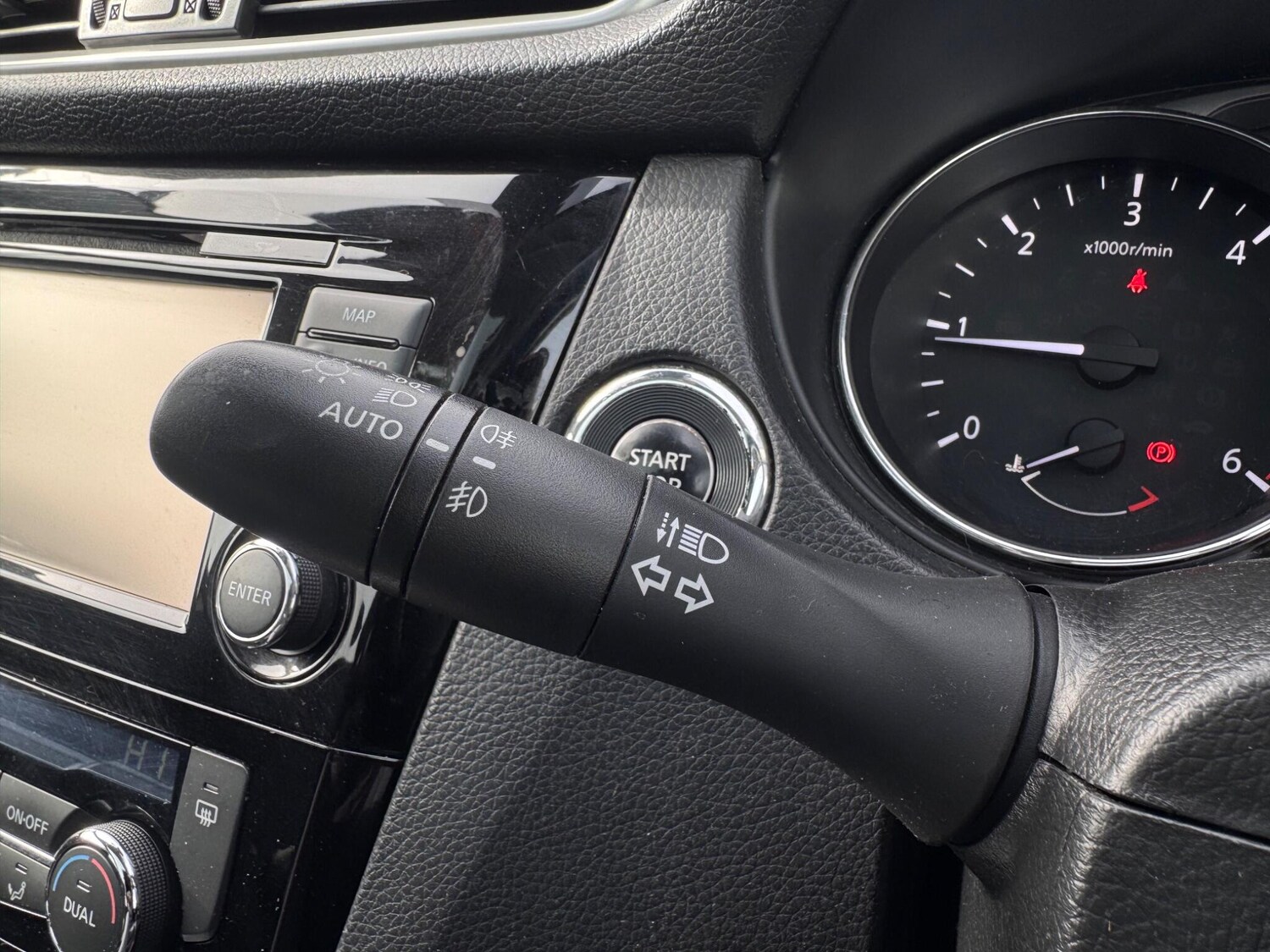 Used Nissan Qashqai 2016 for sale - 77585852: Photo 24