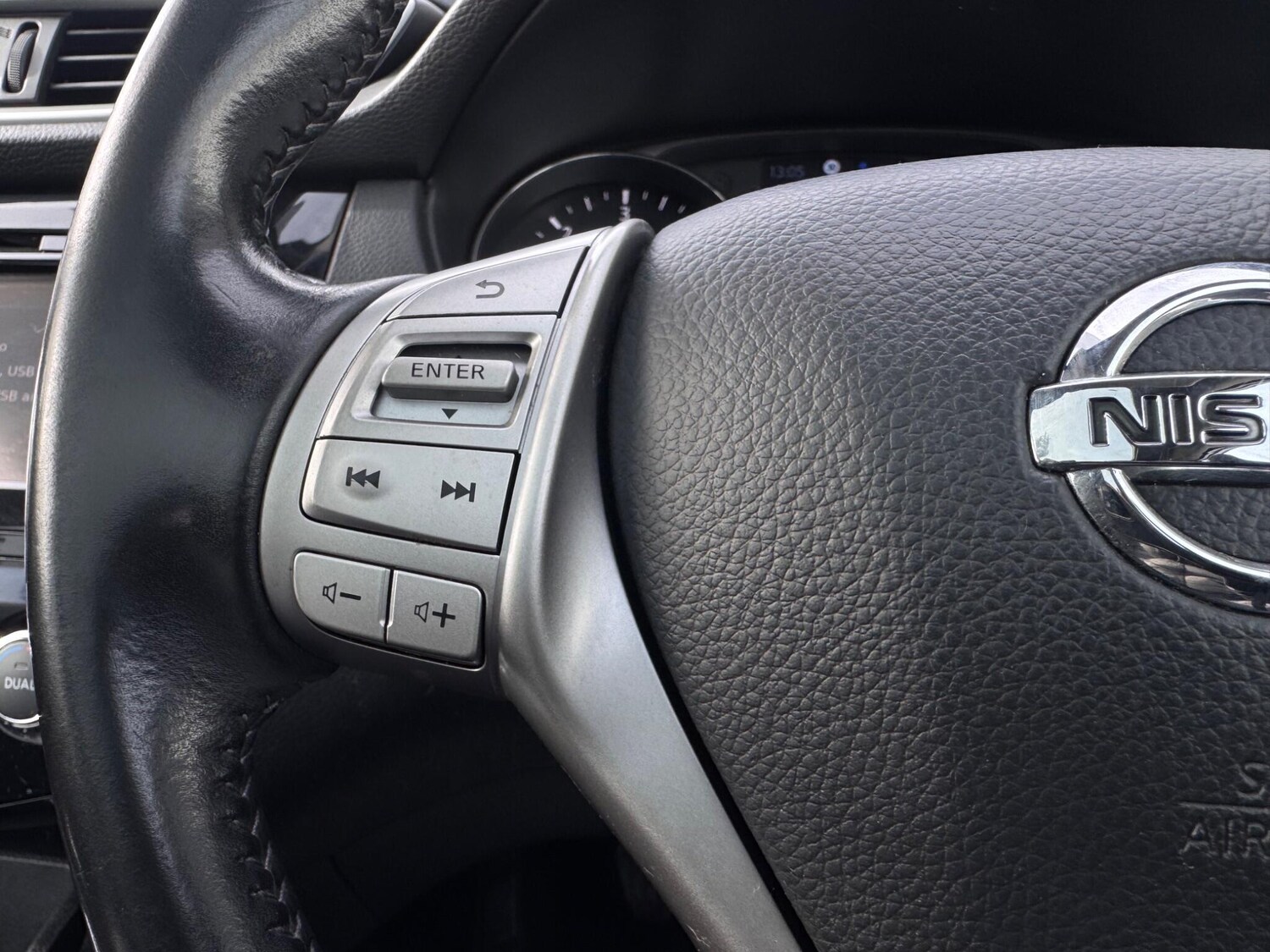 Used Nissan Qashqai 2016 for sale - 77585852: Photo 25