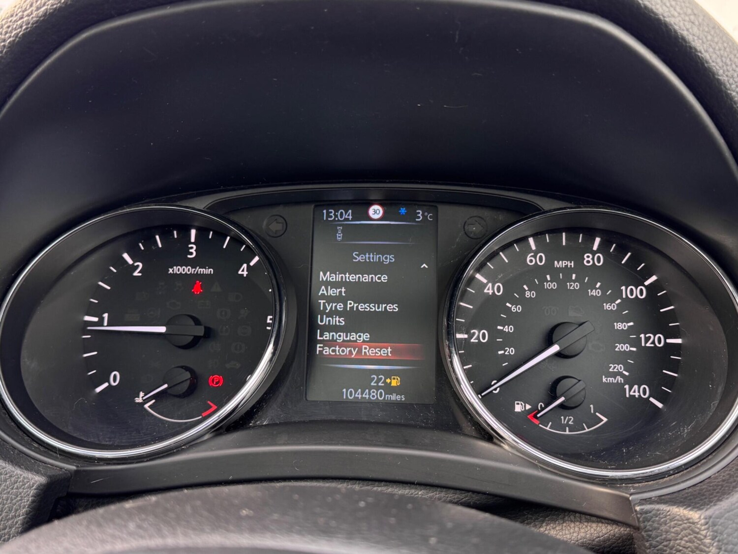 Used Nissan Qashqai 2016 for sale - 77585852: Photo 32