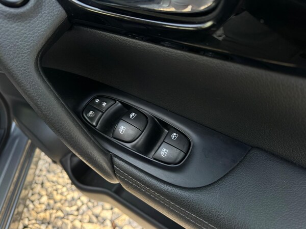 Used Nissan Qashqai 2019 for sale - 73522502: Photo 55