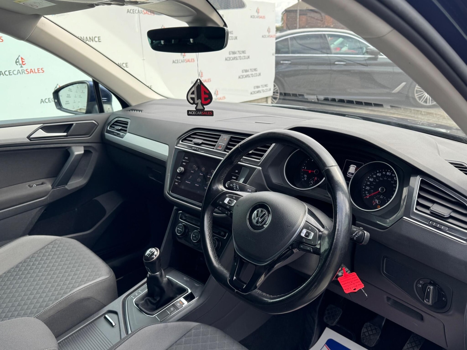 Used Volkswagen Tiguan 2017 for sale - 76988742: Photo 10