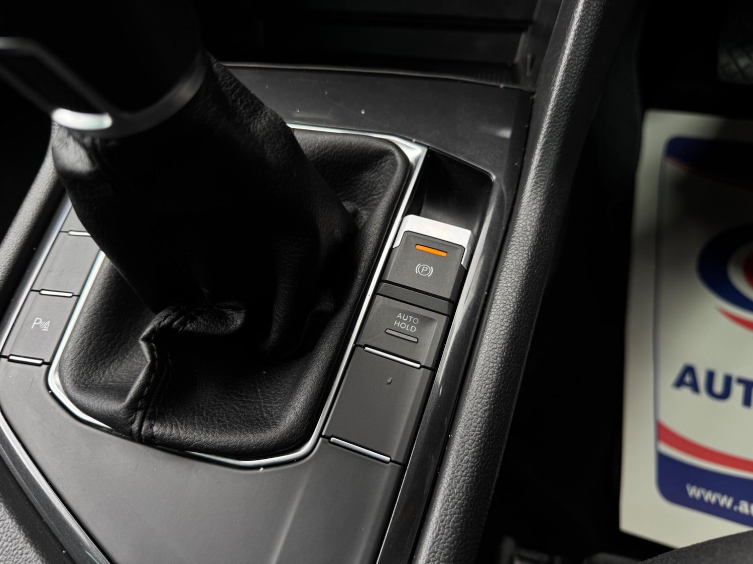 Used Volkswagen Tiguan 2017 for sale - 76988742: Photo 27