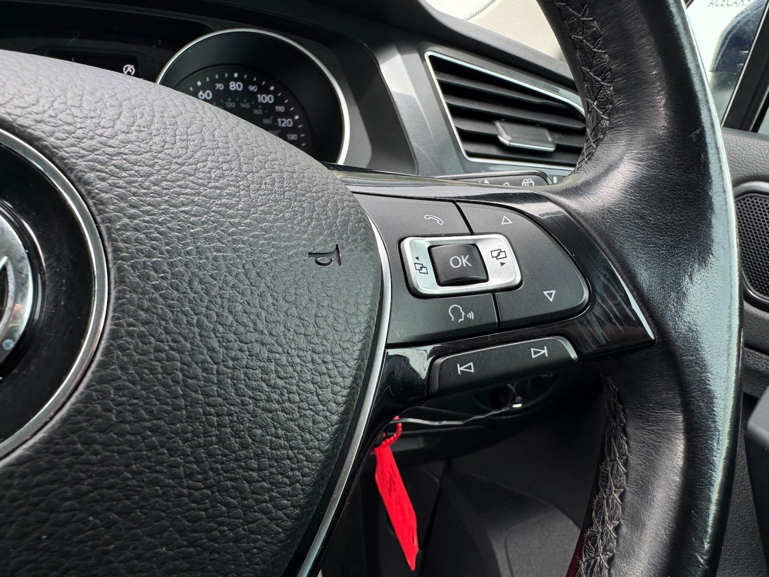 Used Volkswagen Tiguan 2017 for sale - 76988742: Photo 32